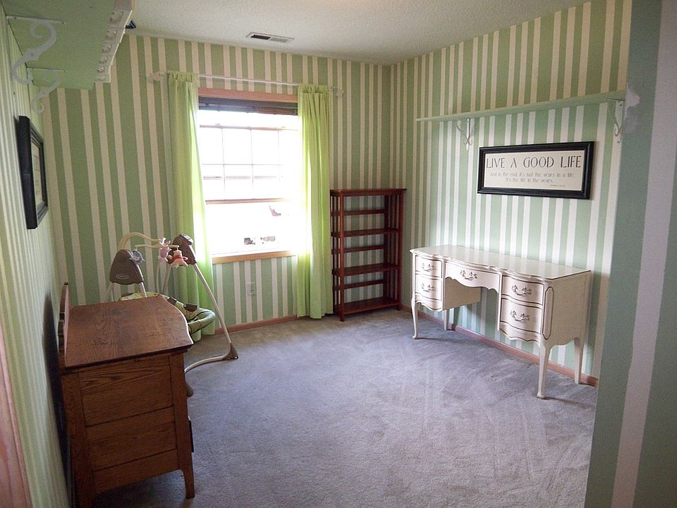 1st image of 633 Brentwood Dr