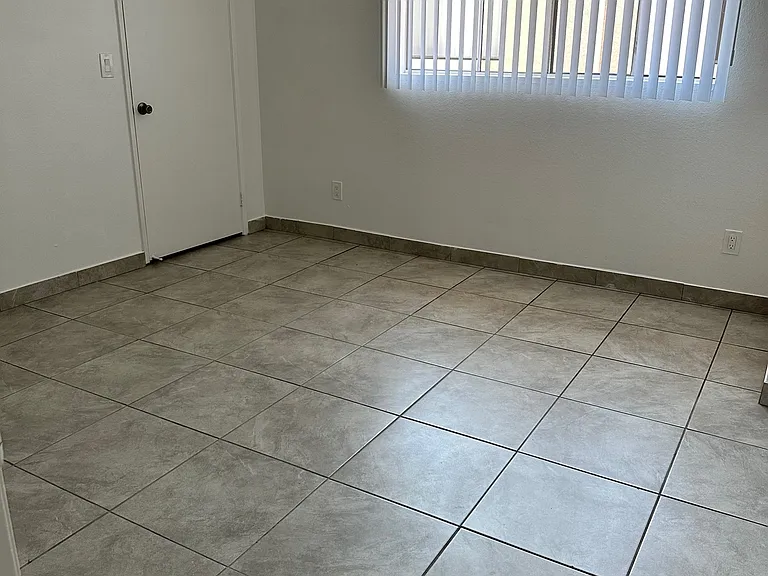 6623 Woodley Ave #213 — Photo 9