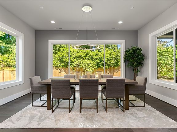 3rd image of 4640 SE 90th Avenue SE