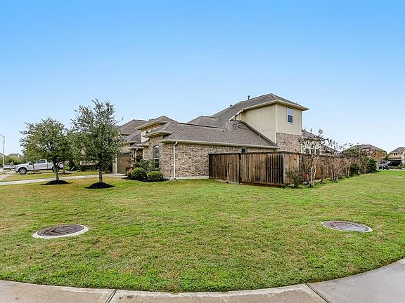 2nd image of 11510 Carisio Ct