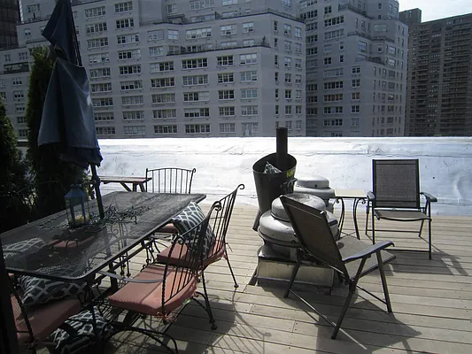 Rented by Immac Realty LLC. | media 43