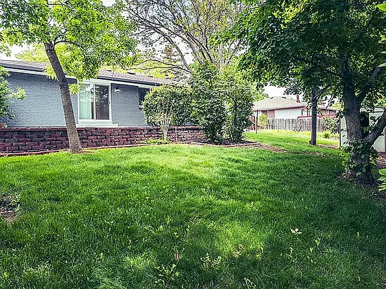 4854 S Parfet St — Photo 15