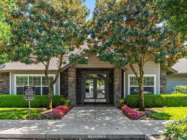 812 SE 136th Ave #E044