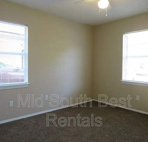 3619 Dorado Ave — Photo 2