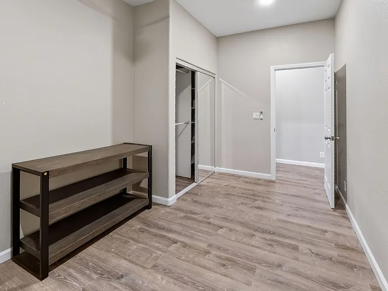 880 La Terraza Blvd #3 — Photo 18