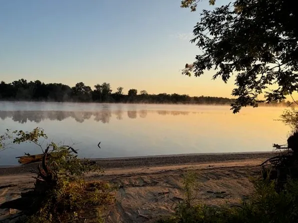 95B-95C Prairie Land Dr, Savannah, TN 38372