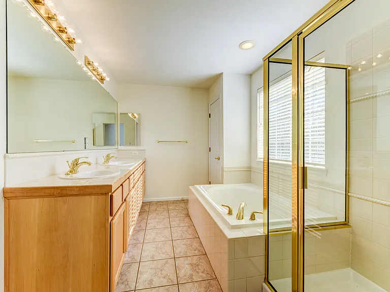 2800 Whitetail Cir — Photo 26