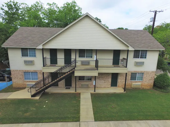 630 Schmitz Ave, Denton, TX