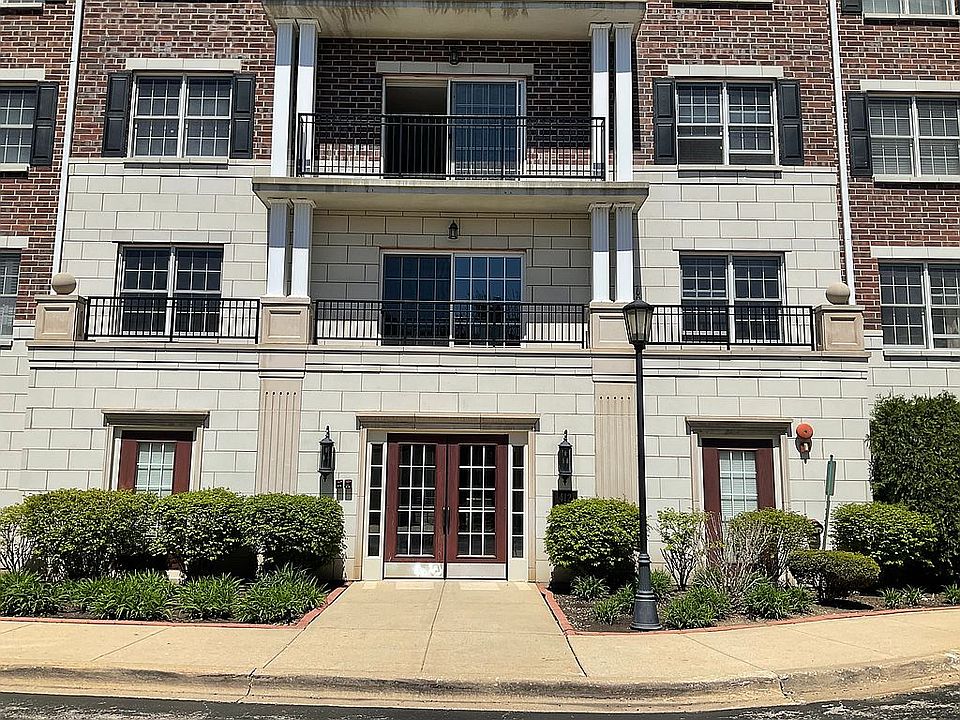 1st image of 412 McDaniels Cir APT 201