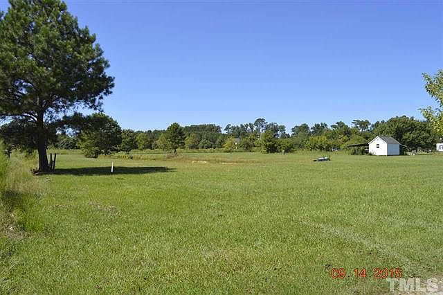 2nd image of 443 Hinnant Rd