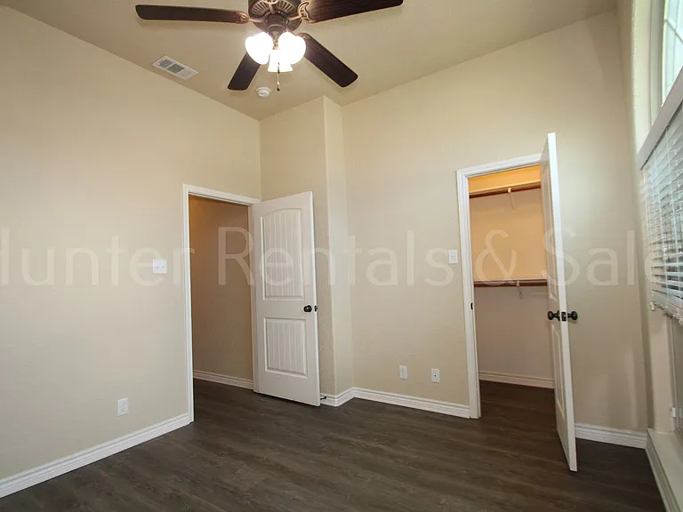 702 W Orion Dr — Photo 19
