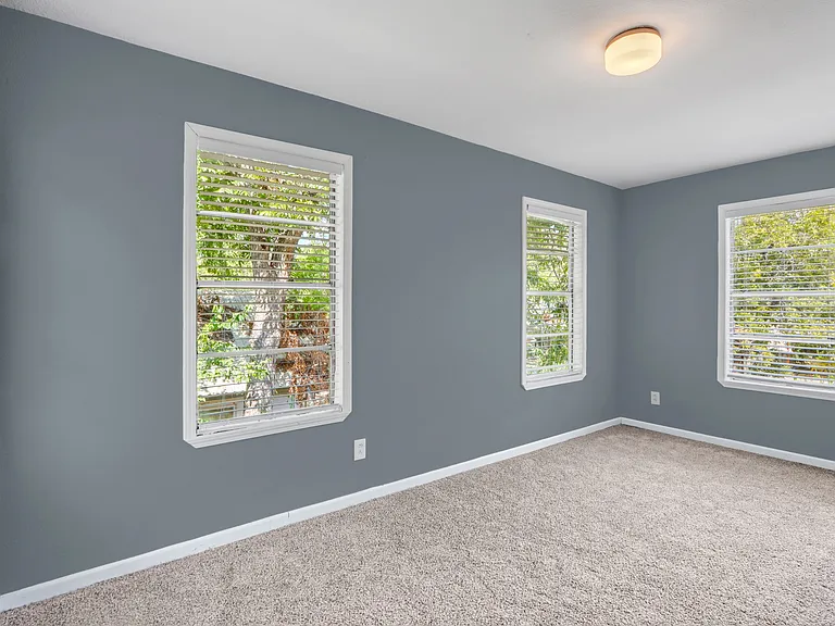 810 N Goodrich St — Photo 13