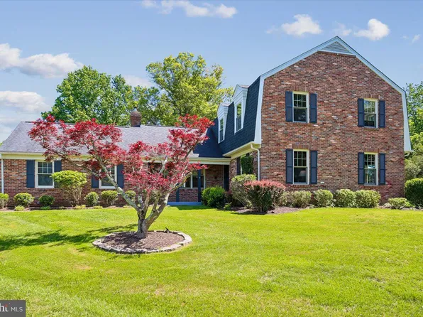 20920 Sunnyacres Rd, Gaithersburg, MD 20882