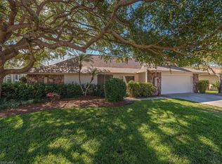 350 Torrey Pines Point, Naples, FL 34113