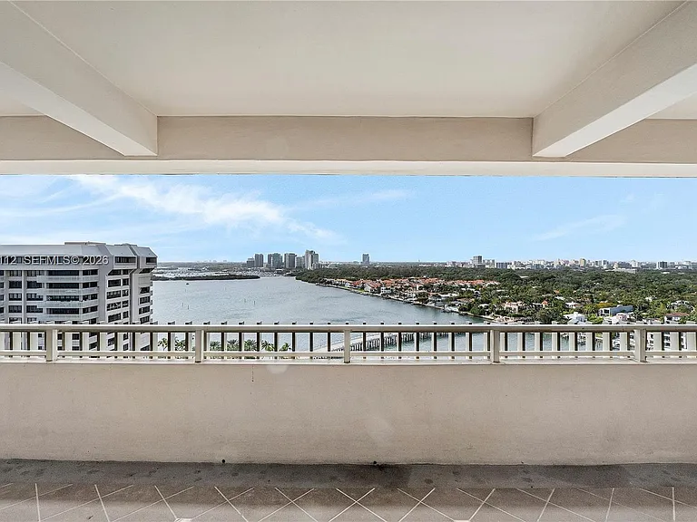 2 Grove Isle Dr #BPH10 — Photo 5