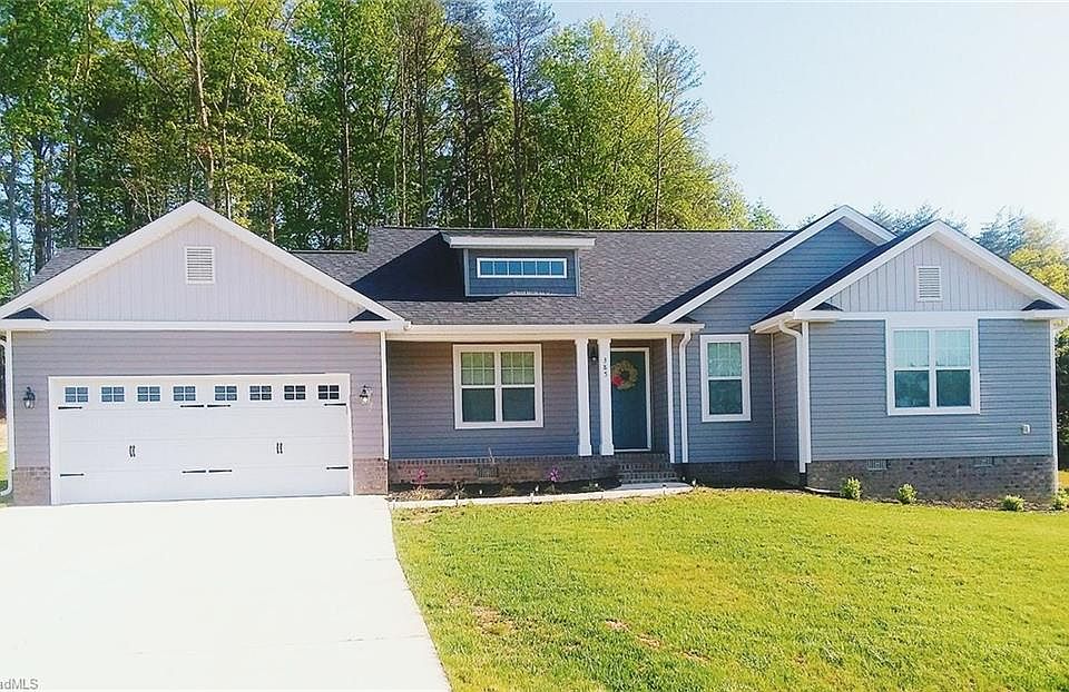1st image of 385 Twin Creeks Dr