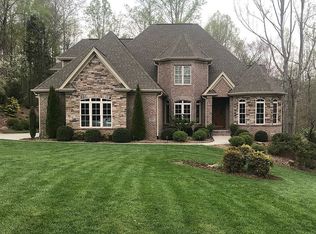 5807 Bison Dr, Oak Ridge, NC 27310