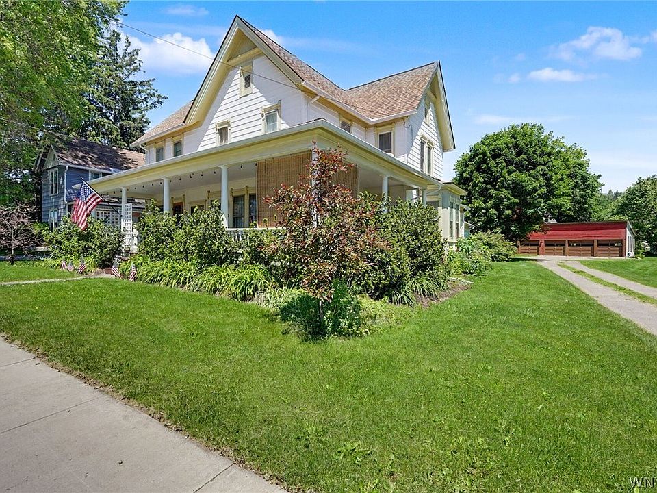 1st image of 81 W Main St