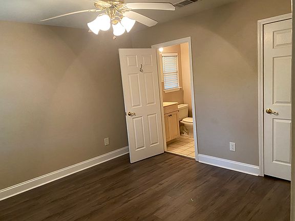 5th image of 362 Napoleon Ave