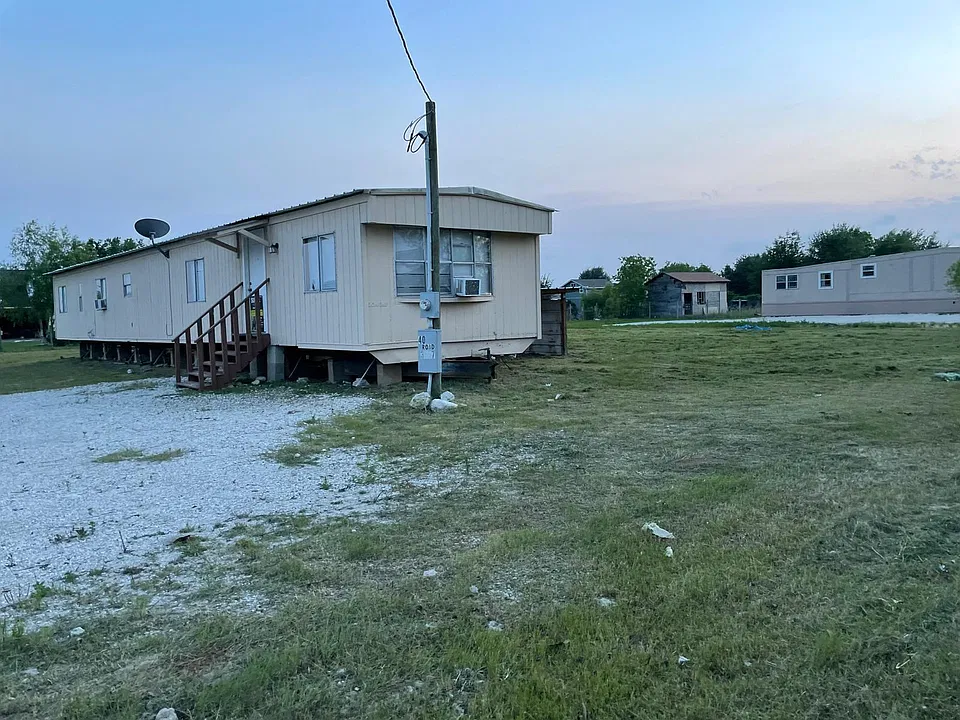 40 County Rd #3557