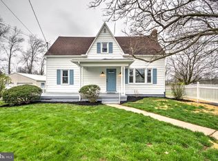 1965 Greenbriar Rd, York, PA