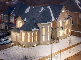 22 Slipstream Ct, Brampton, ON L6P4L4