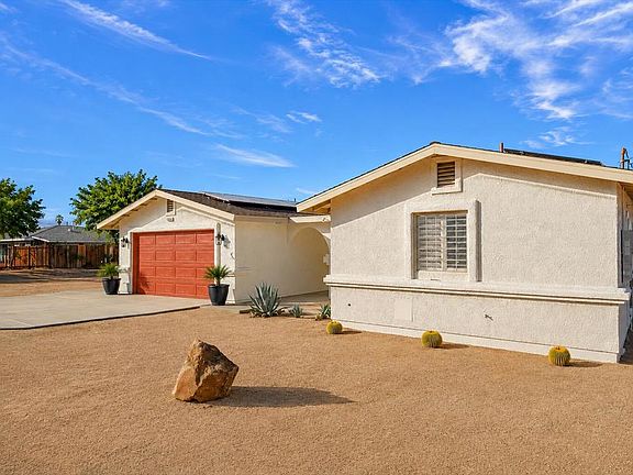4th image of 61746 Crest Circle Dr