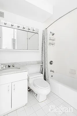 Rented by (Legacy) Elegran | media 4