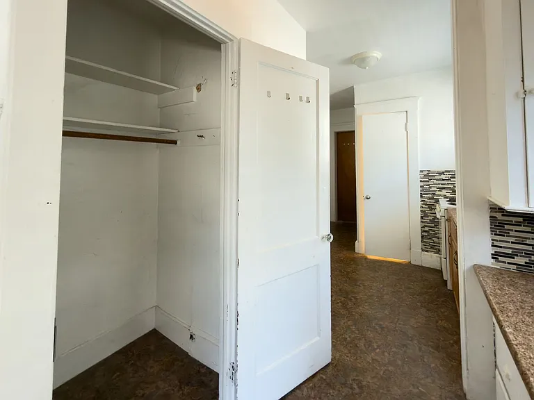 644-646 Orange St — Photo 33