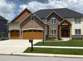 9849 Tall Grass Trl, Saint John, IN 46373