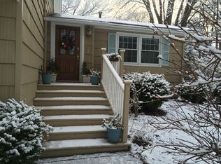 912 Shadyview Ln, Adamsville, AL 35005