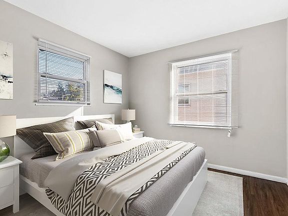 4th image of 961 Eaton Ave APT A