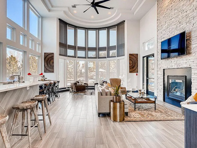 Allure Apartments — Photo 3