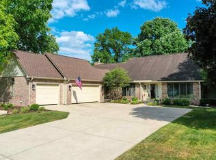 320 Treeline Rd, Terre Haute, IN 47802