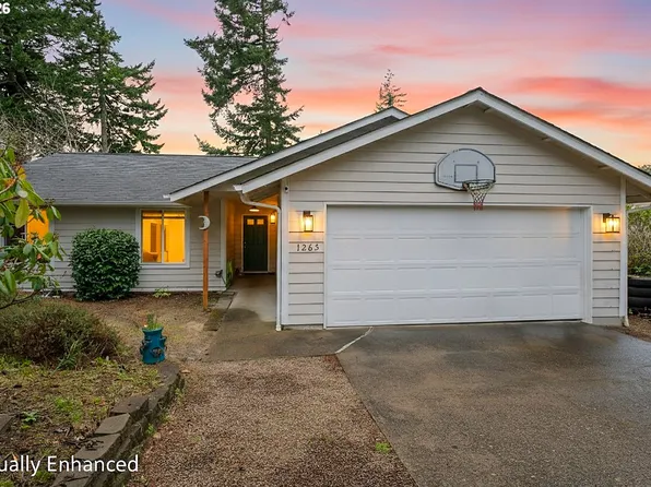 1265 Laurel St, Florence, OR 97439