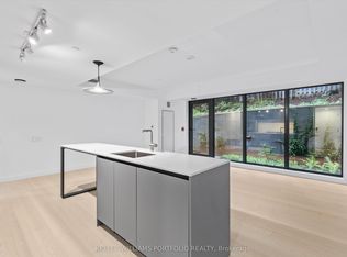 1720 Bayview Ave #Townhouse 09, Toronto, ON M4G 3C4