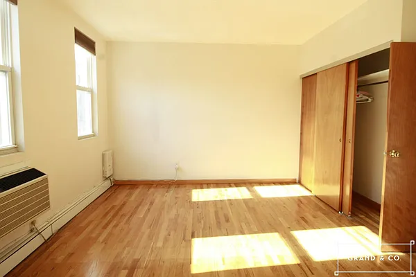 Rented by Grand & Co. | media 3