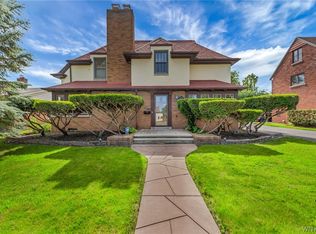 3066 Delancey Rd, Niagara Falls, NY 14305