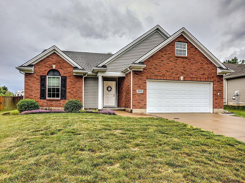 1st image of 3025 Paradise Cir