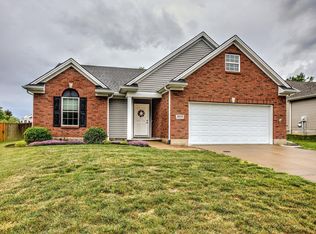 3025 Paradise Cir, Newburgh, IN 47630