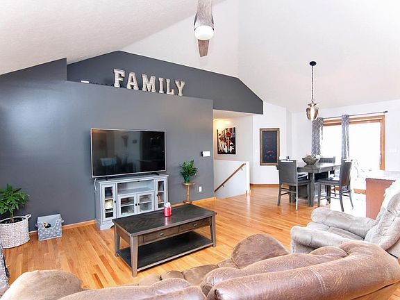 4th image of 6003 Q Ave