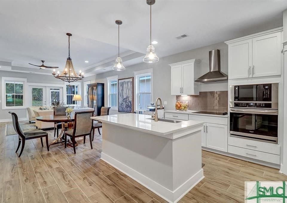 1st image of 153 Mallory Place