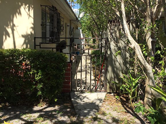 4th image of 1165 NE 112 St N Miami Fla 33161 #Duplex