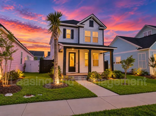 111 Crimson St, Summerville, SC 29486