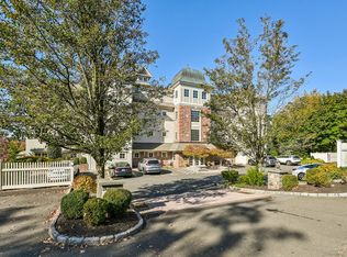 136 East Ave APT 4B, Norwalk, CT