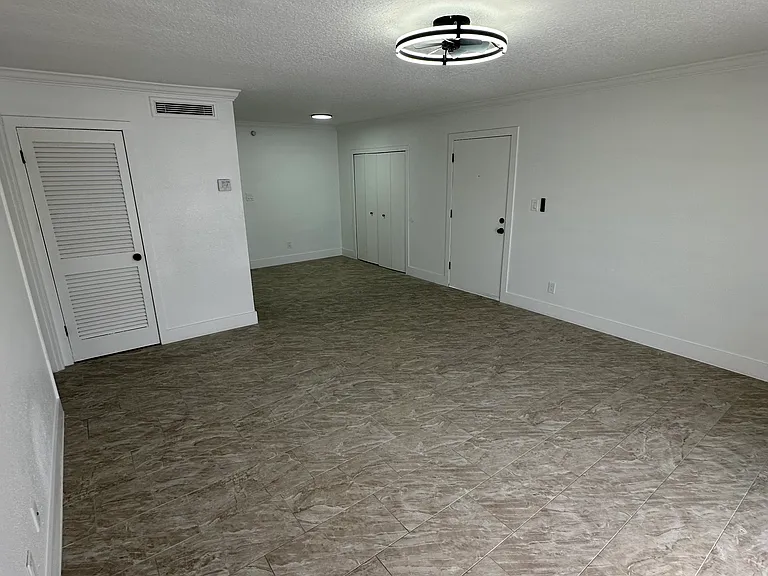 385 Wymore Rd #201 — Photo 3