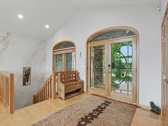 3rd image of 8811 Ridge Ponds Dr