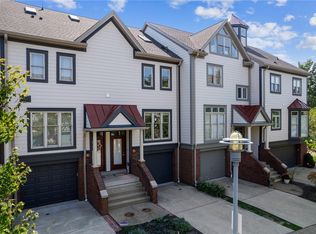 15 Waterfront Dr, Pittsburgh, PA 15222
