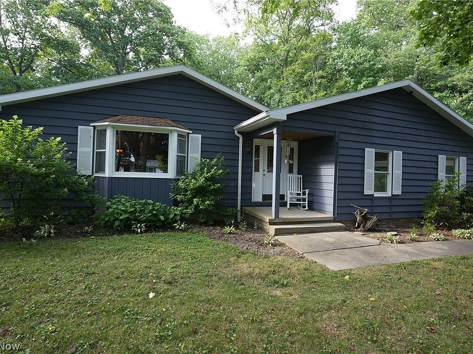 1st image of 295 Chelmsford Dr