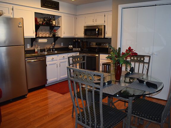 4th image of 6067 NE Moonstone Dr #23A